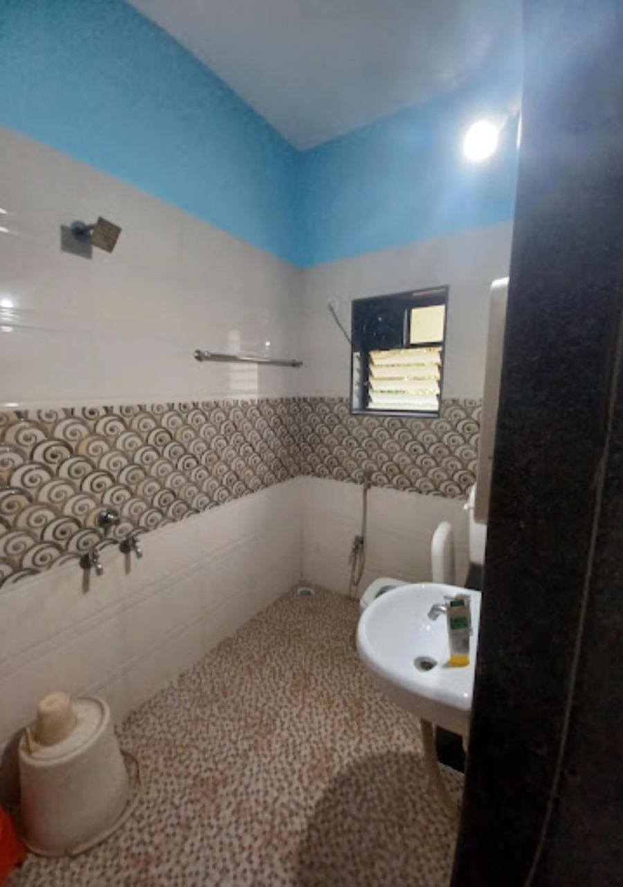 Bapat Niwas Home Stay Ganpatipule Zewnętrze zdjęcie